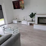 Diana Mit Sauna Und Whirlpool Polnische Ostsee Ferienhaus